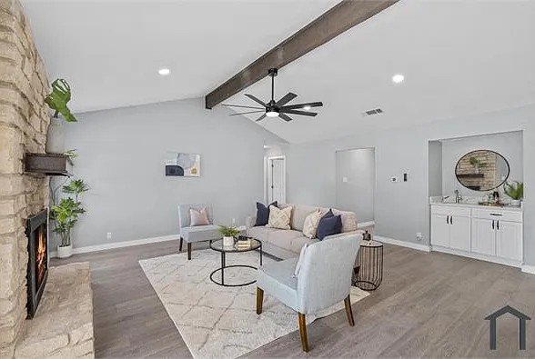 3915 Hillside Dr — Photo 11