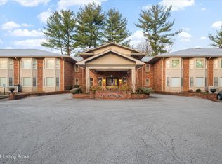 2900 McMahan Blvd APT 206, Louisville, KY 40220