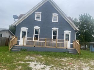 2346 W 11th St, Davenport, IA 52804