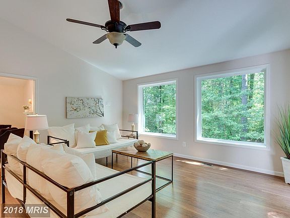 2nd image of 7815 Newington Woods Dr