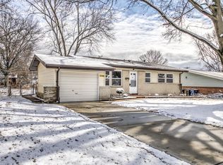 11162 Ebert Dr, Saint Louis, MO 63136