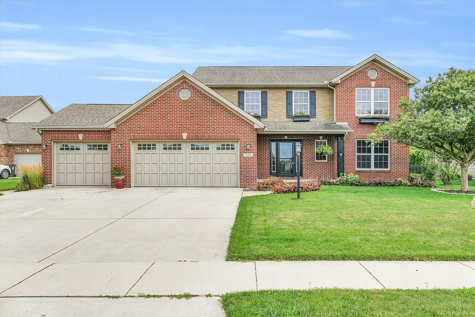 1508 Beaver Lake Dr photo 1