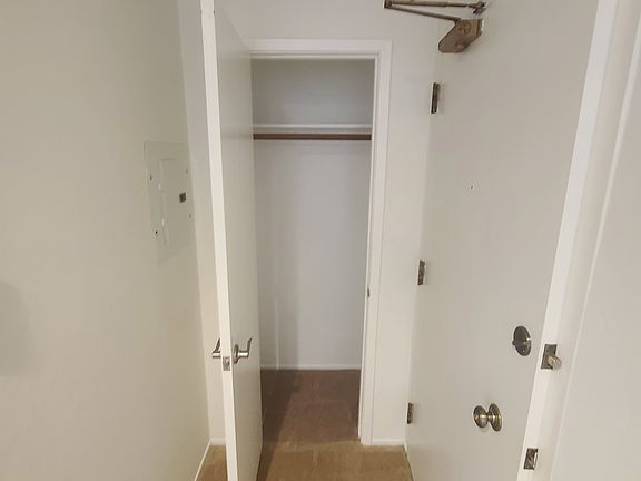 3rd image of 830 Corbett Ave #304