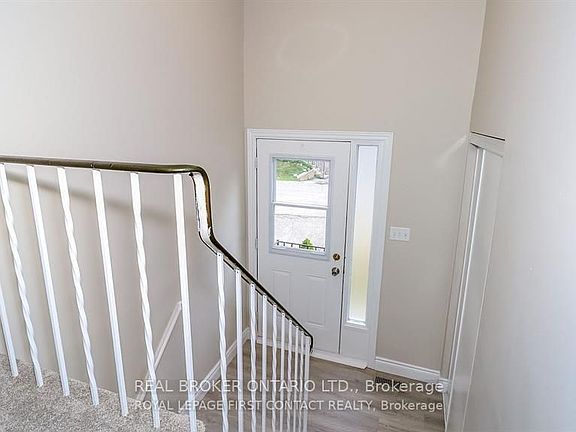 4th image of 1095 Mississaga St W #84
