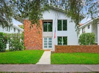 539 Menendez Ave, Miami, FL 33146