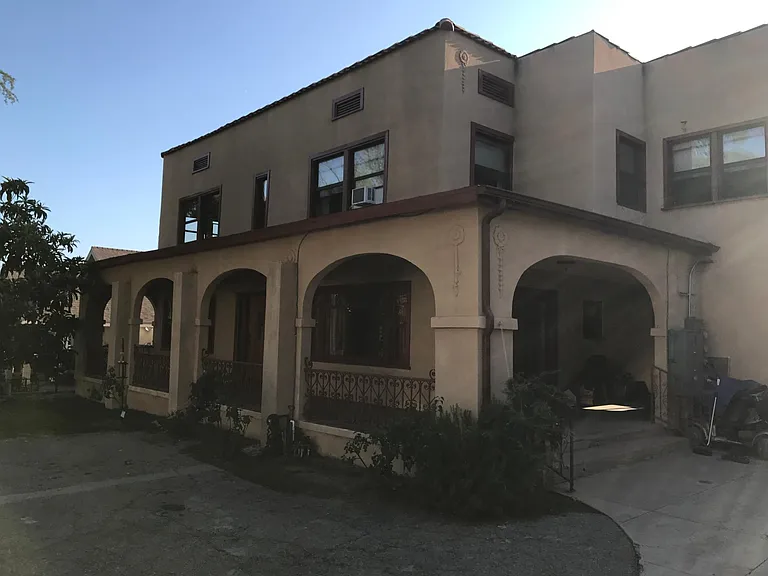 1309 Wesley Ave — Photo 13