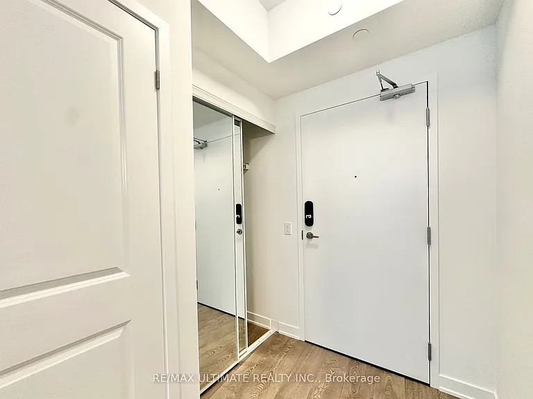 543 Richmond St W #1416 — Photo 12