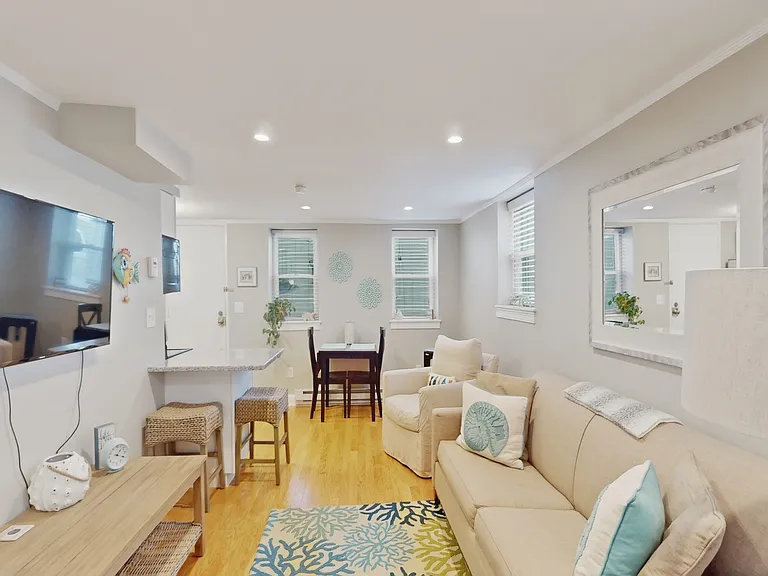 130 G St #1 — Photo 3