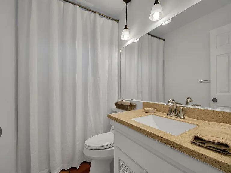 535 Honeysuckle Ln — Photo 19