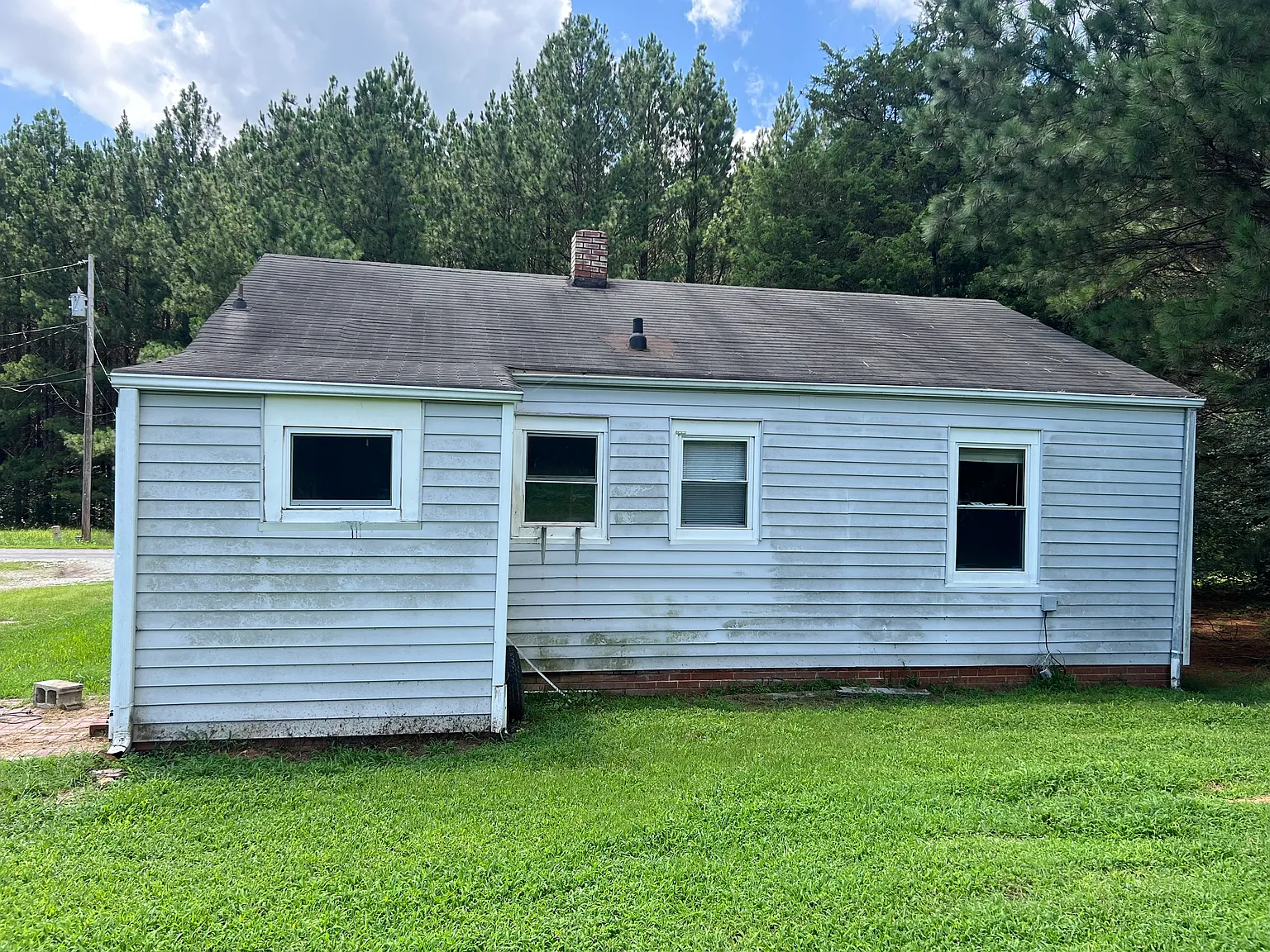 2 bed, 900 sqft, $1,250 — Photo 3