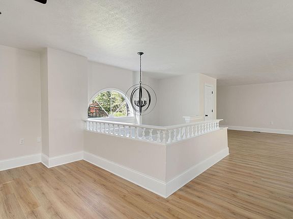 3rd image of 1821 S 15th St