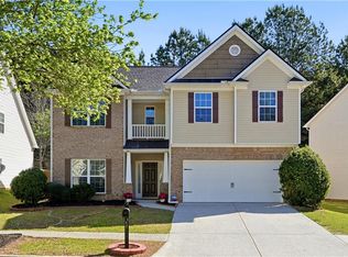 568 Austin Creek Dr, Buford, GA