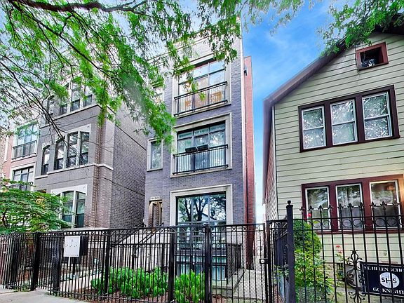 2nd image of 1520 W Walton St #3N