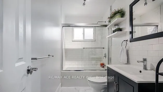 45 Snowball Cres #UPPER — Photo 15
