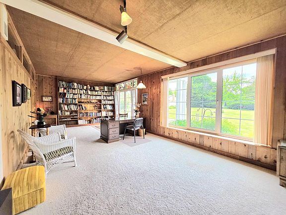 3rd image of 711 Giddings AVENUE
