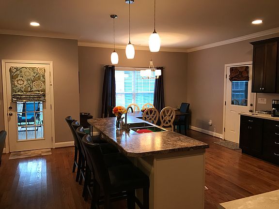 2nd image of 15 Stradley Ter