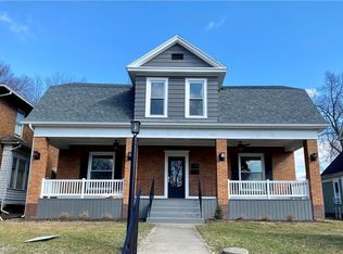 360 S 3rd St, Coshocton, OH 43812