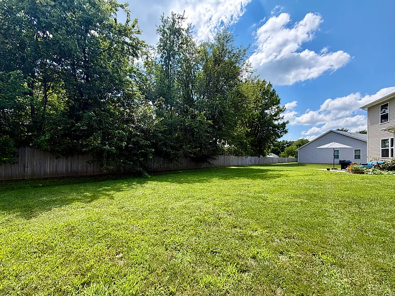 300 Waterwheel Dr — Photo 31