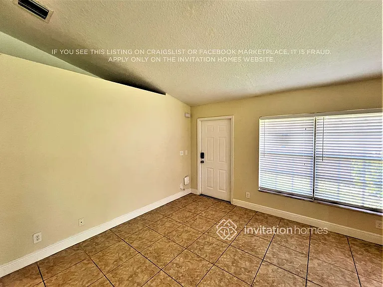 2611 Alexander Ave — Photo 4