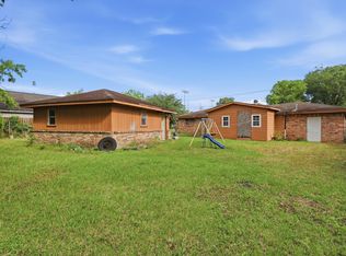 2533 Wall St, Houston, TX 77088