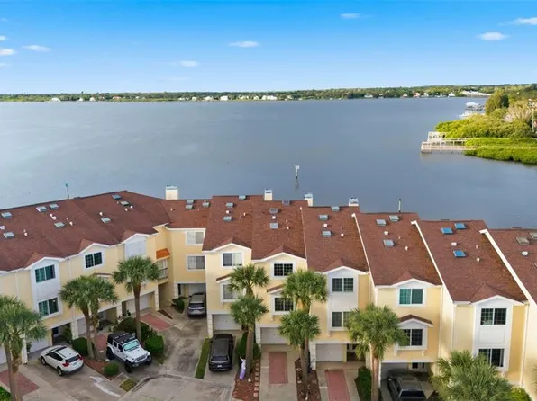 140 Brent Cir, Oldsmar, FL 34677