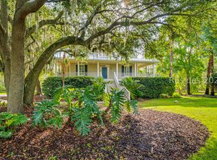 2 Turnstone Dr N, Beaufort, SC 29907