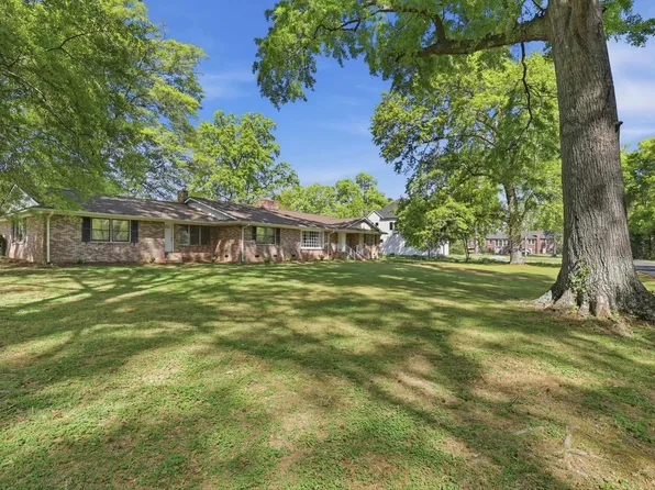 106 Ansel Dr, Clinton, SC 29325
