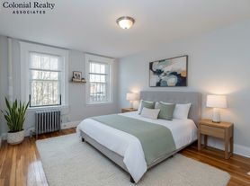 288 Chestnut Hill Ave