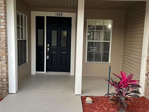 5th image of 1424 Fairway Oaks Dr