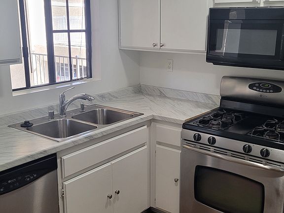 4th image of 614 E 219th St Unit A