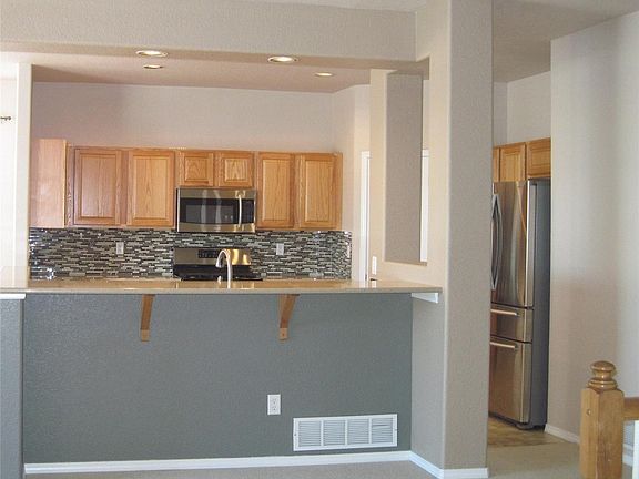5th image of 9827 Everglades Dr