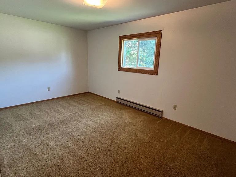 410 4th Ave NE #10 — Photo 7