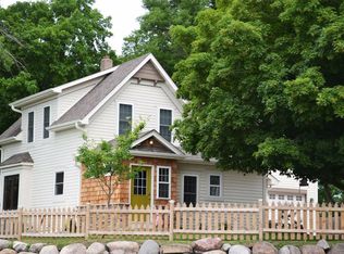 3700 Pauly Farm Cir, Saint Bonifacius, MN 55375