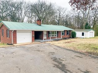 149 Poplar St, Camden, TN 38320