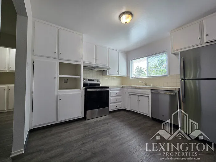 2404 Hurley Way #3 — Photo 9