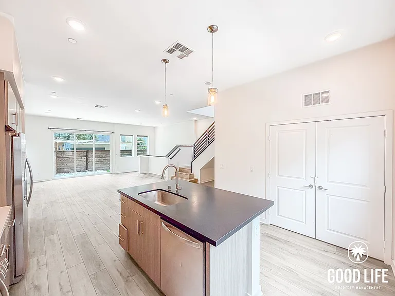 10451 Harlow Cir #32 — Photo 2