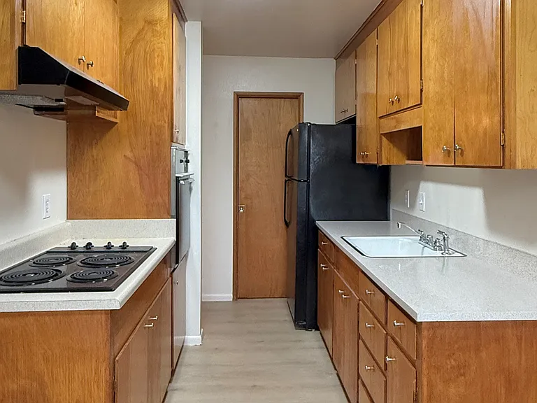 601 S Jackson Ave #5 — Photo 6