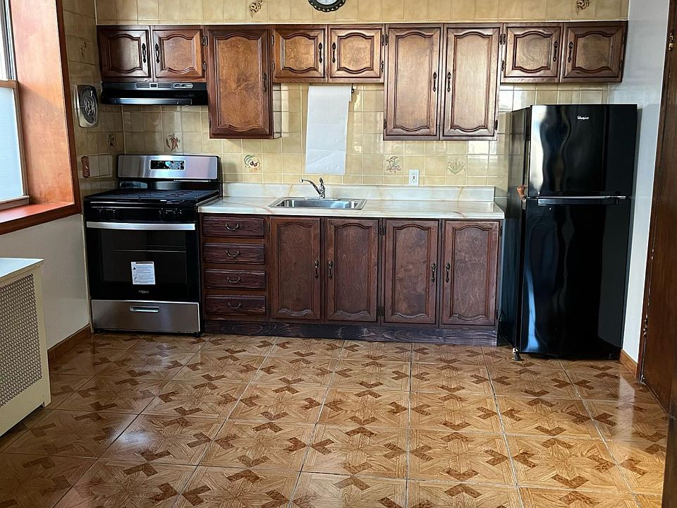 1st image of 1527 66th St #2R