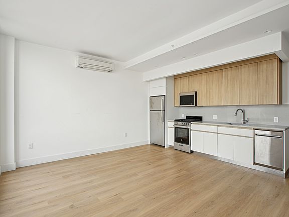 3rd image of 393 Weirfield St #804