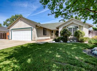5437 Mill Pond Ln, Redding, CA 96001