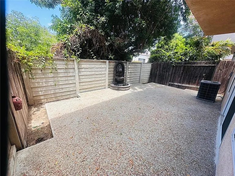9315 Burnet Ave #113 — Photo 26