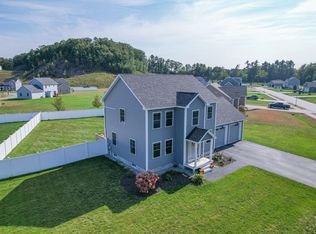 8 Champagne Ln, Lisbon, ME 04250