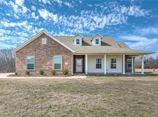 10168 Bunch Cir, Gravette, AR 72736