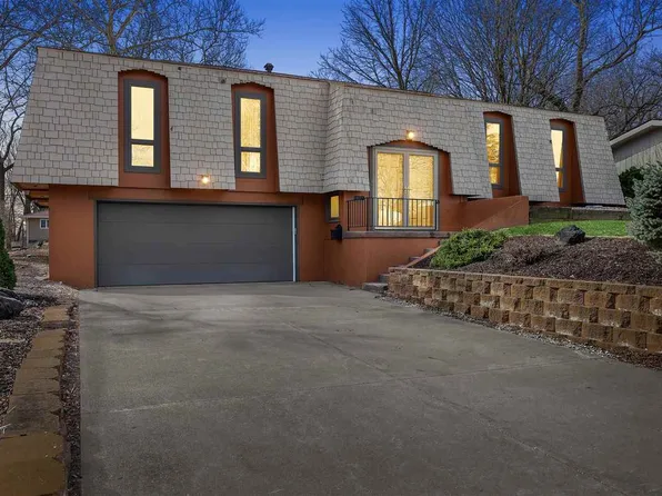 3117 Alpine Ct, Iowa City, IA 52245