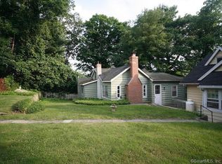 57 Smith Ridge Rd, New Canaan, CT 06840