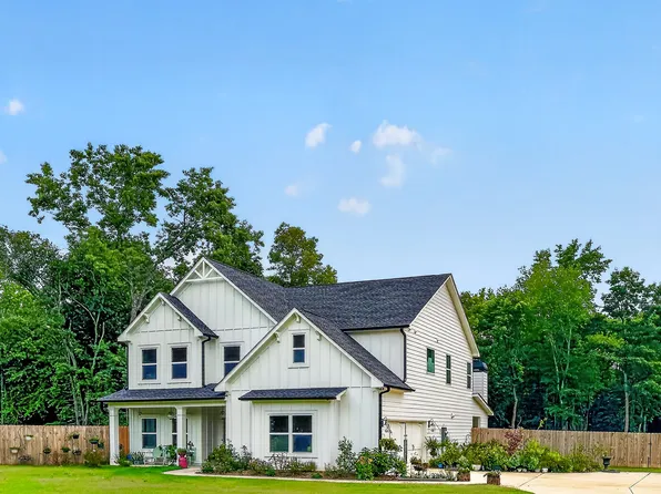 4947 Emory Griffin Rd, Gillsville, GA 30543