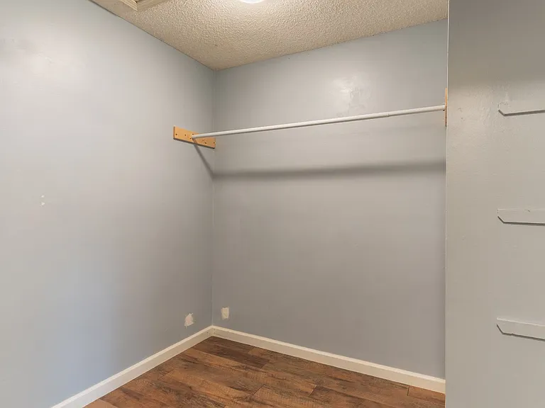 68 Sierra Dr — Photo 16