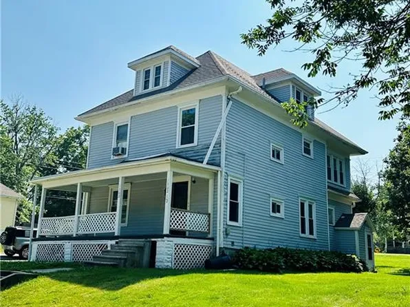 1302 N Mulberry St, Maryville, MO 64468