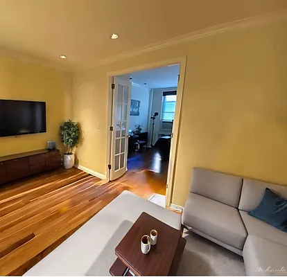 Rented by CitySites Real Estate Group | media 14