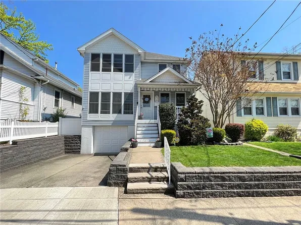 107 Woolley Ave, Staten Island, NY 10314